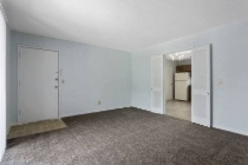 Apartment for rent at 8704 Wornall Rd #B, Kansas City, MO 64114