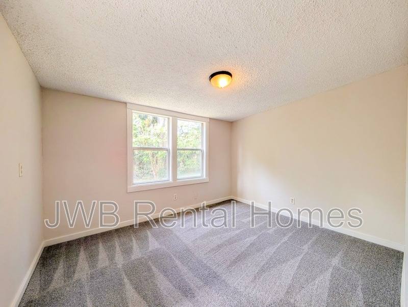 House for rent at 1882 27th St E, Jacksonville, FL 32206