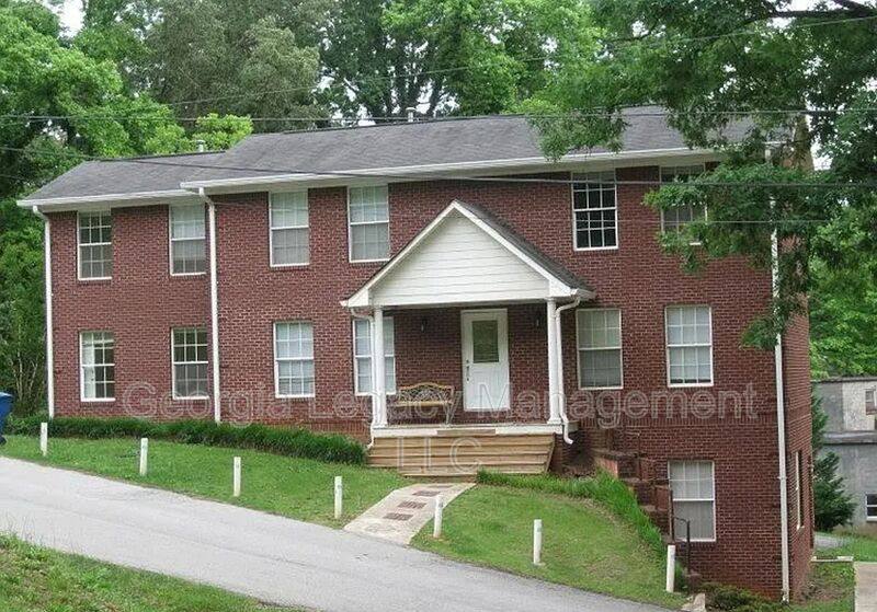 Apartment for rent at 35 Spring St, Royston, GA 30662