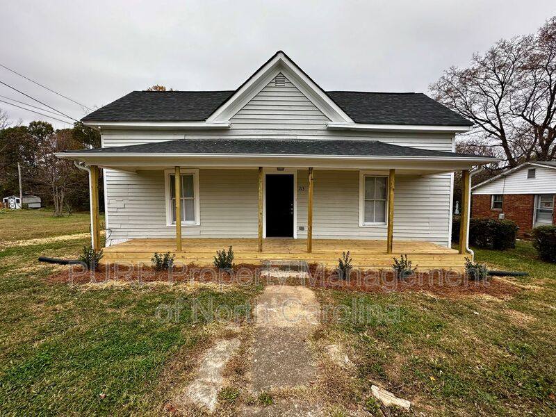 House for rent at 213 Irma Ave, Lexington, NC 27292
