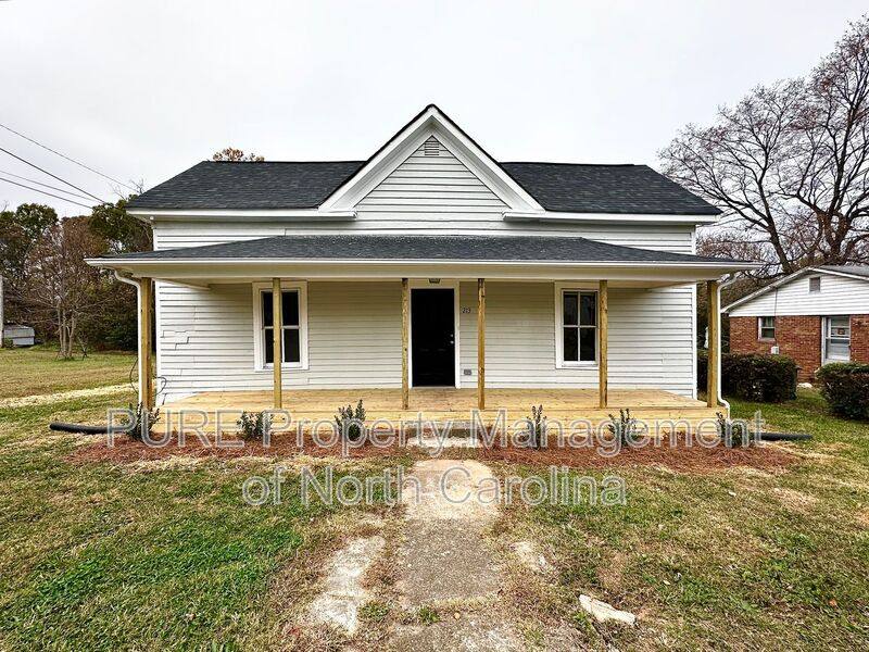 House for rent at 213 Irma Ave, Lexington, NC 27292