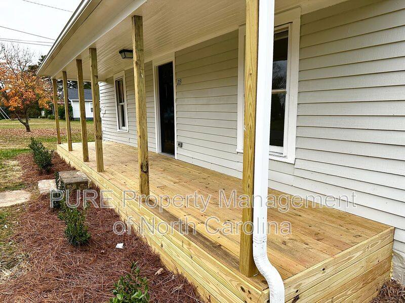 House for rent at 213 Irma Ave, Lexington, NC 27292