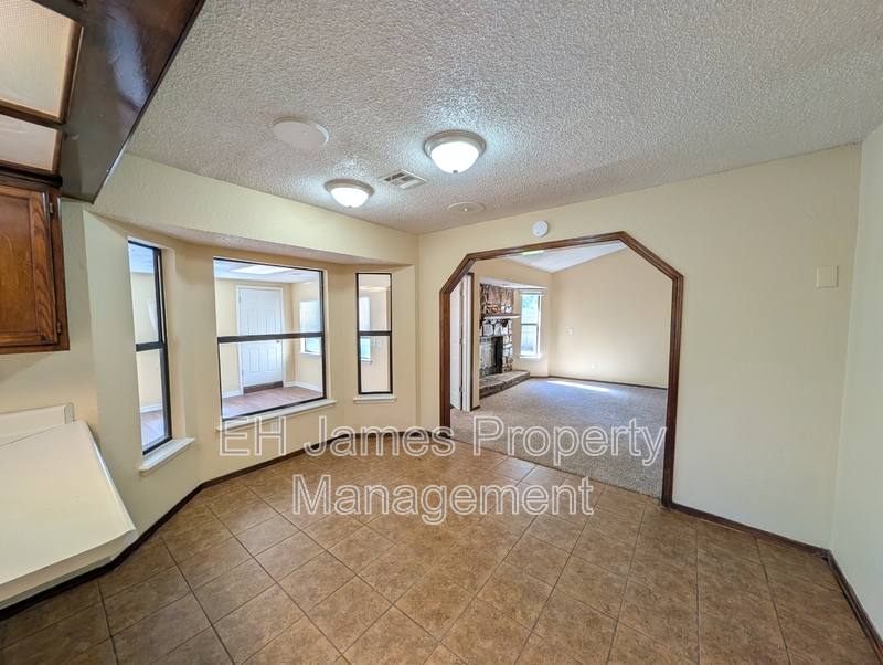House for rent at 1707 S 138th E Ave, Tulsa, OK 74108