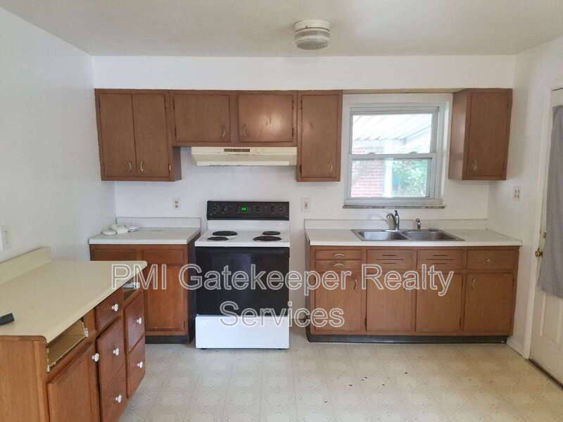 House for rent at 9128 Orangewood Dr, Cincinnati, OH 45231