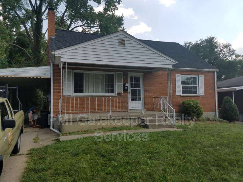 House for rent at 9128 Orangewood Dr, Cincinnati, OH 45231