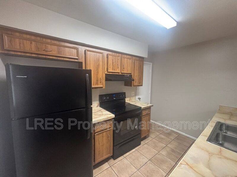 Townhouse for rent at 4638 Lighthouse Circle #1, Orlando, FL 32808