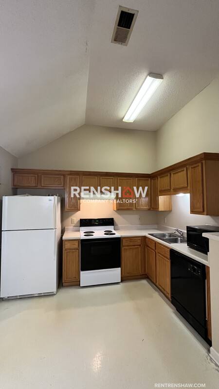 House for rent at 7276 Amberly Way Dr, Cordova, TN 38018