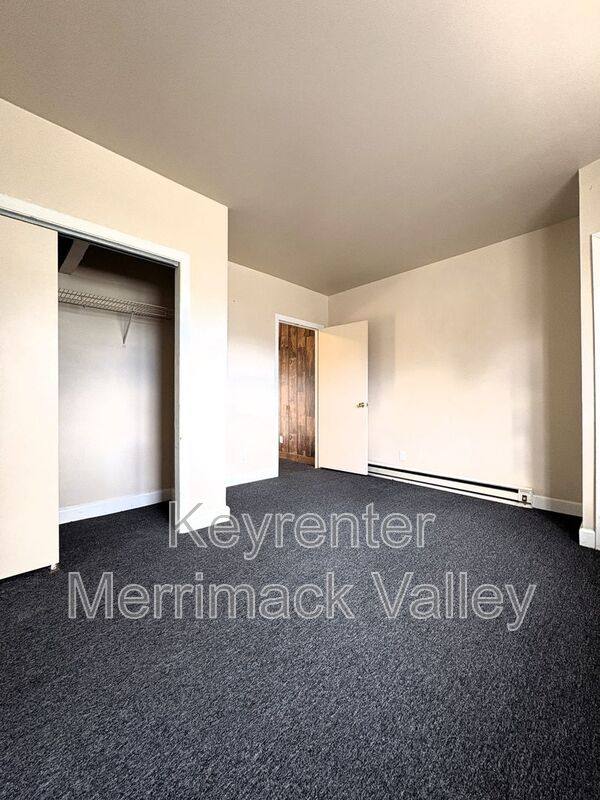 Apartment for rent at 86 Mammoth Rd, Lowell, MA 01854
