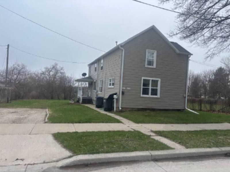 Apartment for rent at 1611 Ontario Ave, Sheboygan, WI 53081