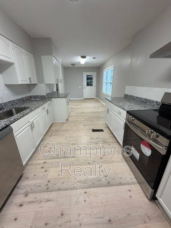 Apartment for rent at 403 46th St, Columbus, GA 31904