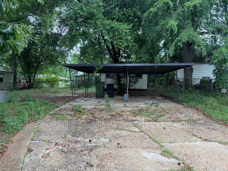 Apartment for rent at 403 46th St, Columbus, GA 31904
