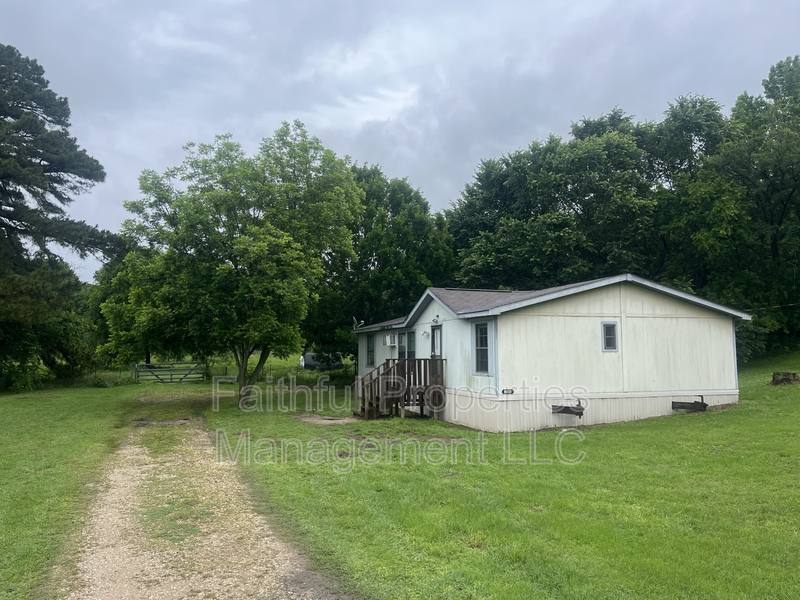 House for rent at 16531 County Rd #15, Tyler, TX 75703