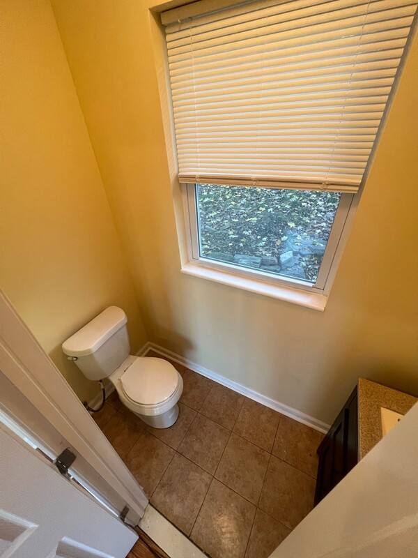 House for rent at 10 Woodmont Rd, Conshohocken, PA 19428