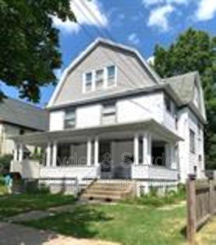 Apartment for rent at 191 Rhodes Ave #4, Akron, OH 44302