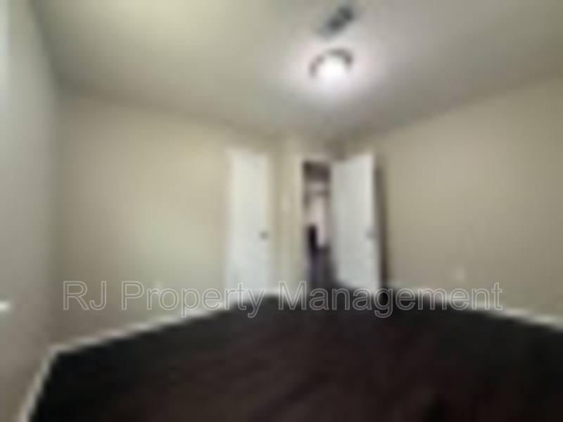 House for rent at 284 Gaston Ave, Memphis, TN 38106