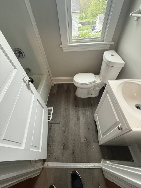 Apartment for rent at 10303 Sophia Ave #UPSTAIRS, Cleveland, OH 44104