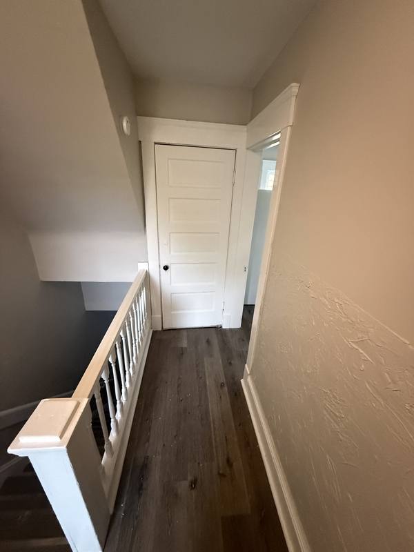 Apartment for rent at 10303 Sophia Ave #UPSTAIRS, Cleveland, OH 44104