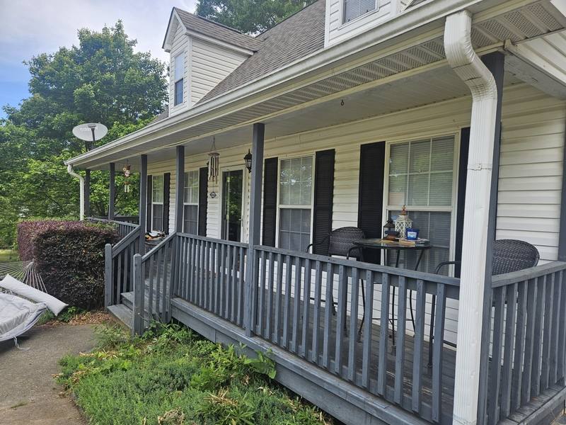 House for rent at 160 Williamsburg Way, Winder, GA 30680
