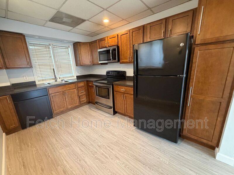 Apartment for rent at 10 S Pitt St, Manheim, PA 17545