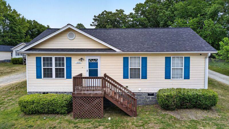 House for rent at 1608 McPherson St, Greensboro, NC 27405