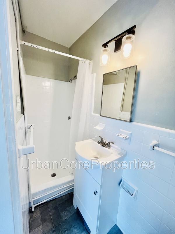 Apartment for rent at 1023 Locust St NE #30, Saint Petersburg, FL 33701