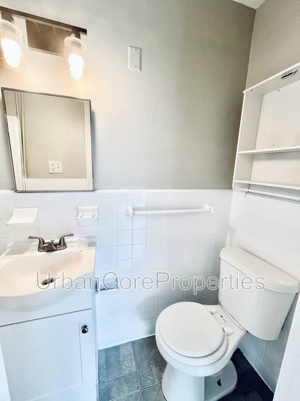 Apartment for rent at 1023 Locust St NE #30, Saint Petersburg, FL 33701