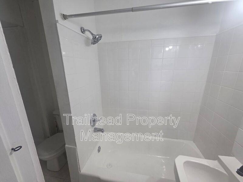House for rent at 3115 S Forest Ave #3, Independence, MO 64052