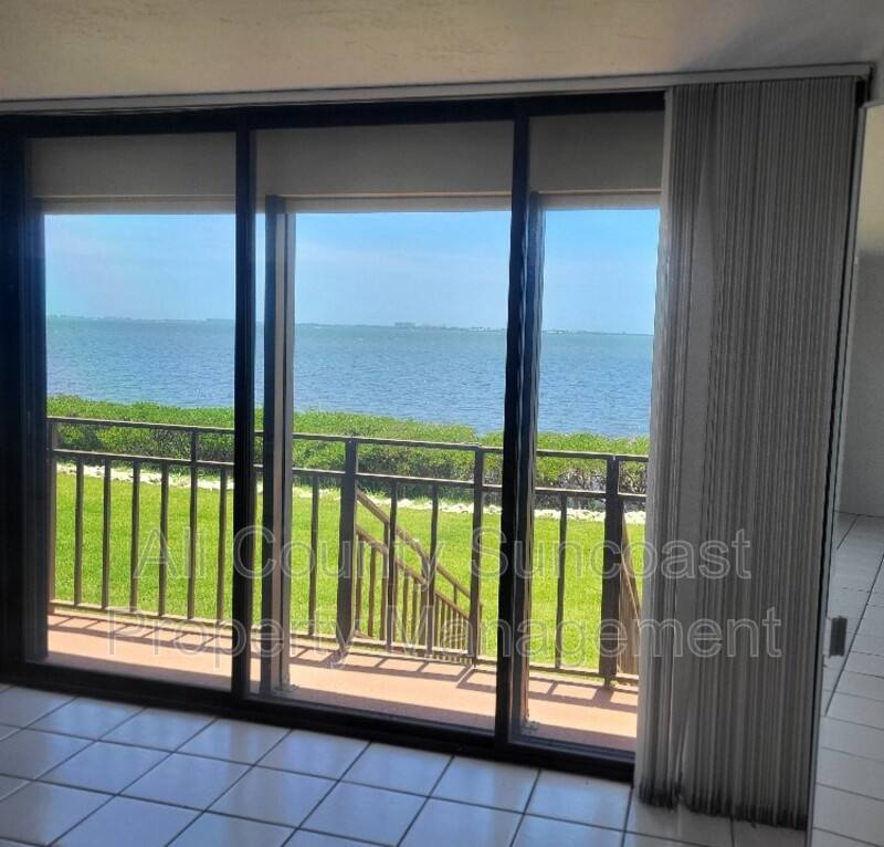 Condo for rent at 6430 Sun Eagle Lane #103, Bradenton, FL 34210