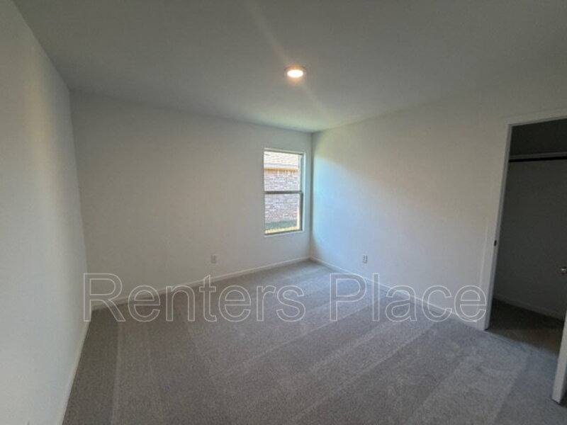 House for rent at 3705 Montage Blvd, Mustang, OK 73064