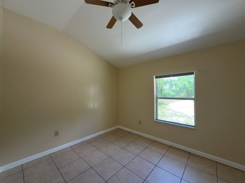Apartment for rent at 335 E Central Ave, Lake Wales, FL 33853