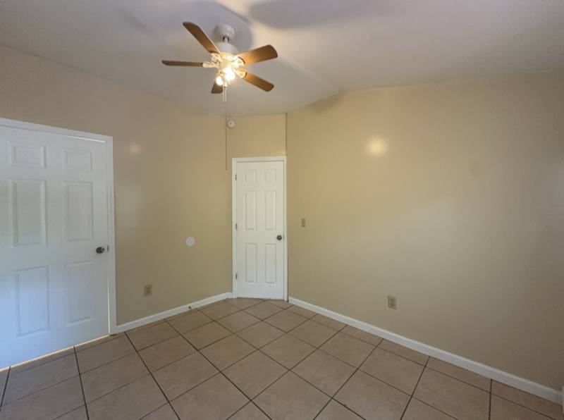 Apartment for rent at 335 E Central Ave, Lake Wales, FL 33853