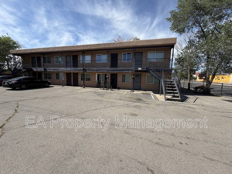 Apartment for rent at 433 Louisiana Blvd SE #10, Albuquerque, NM 87108