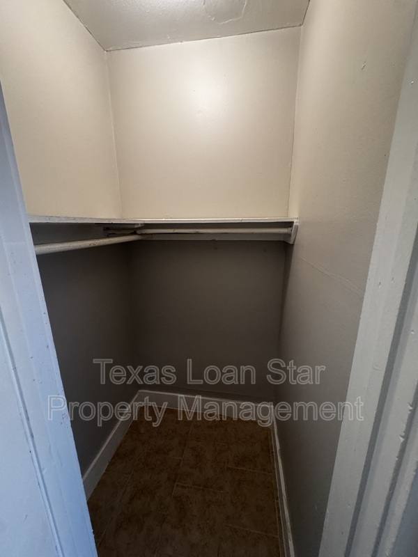 Apartment for rent at 4510 La Branch St #2, Houston, TX 77004