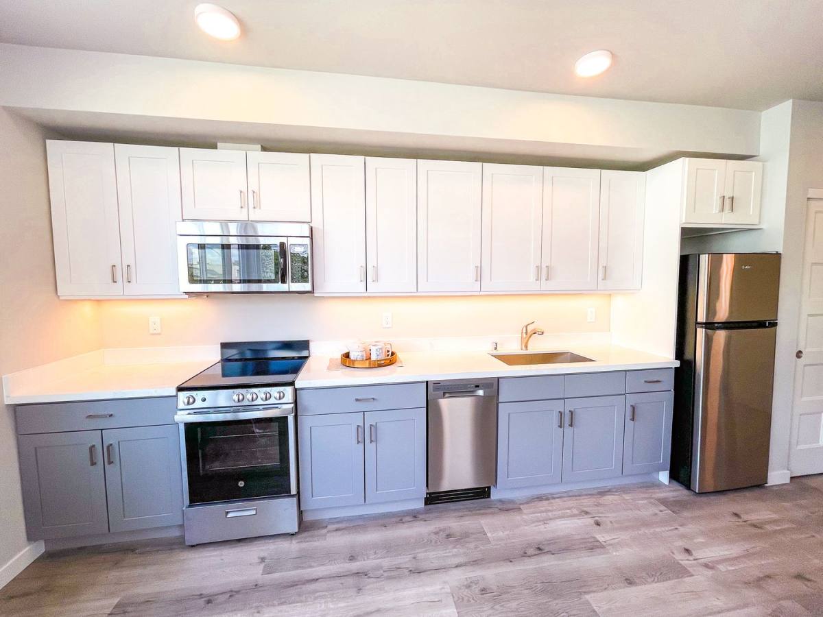 University Flats, 5521 15th Ave NE, Seattle, WA 98105 - Apartment for Rent - Image 10