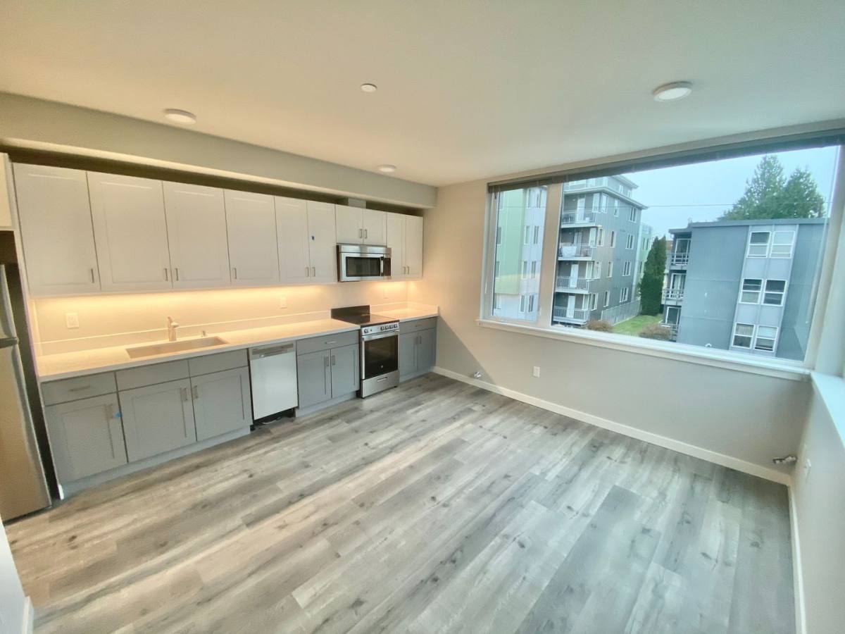 Apartment for rent at 5521 15th Ave NE, Seattle, WA 98105