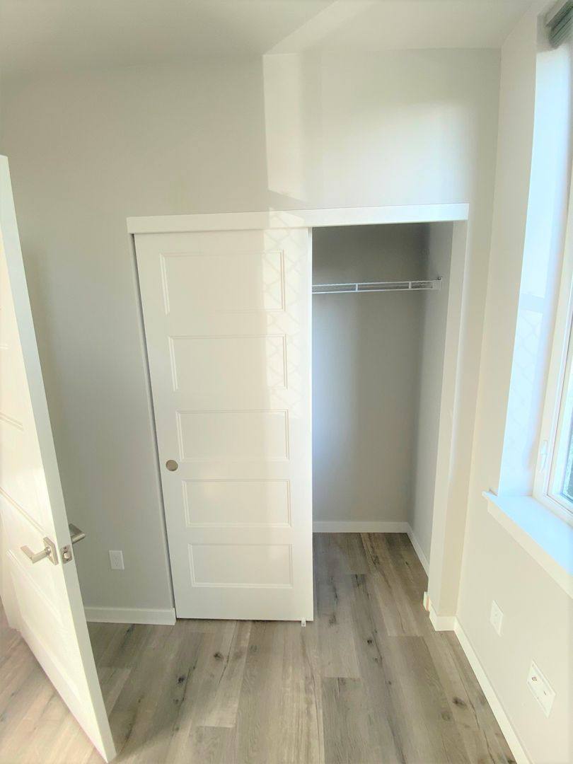 Apartment for rent at 5521 15th Ave NE, Seattle, WA 98105