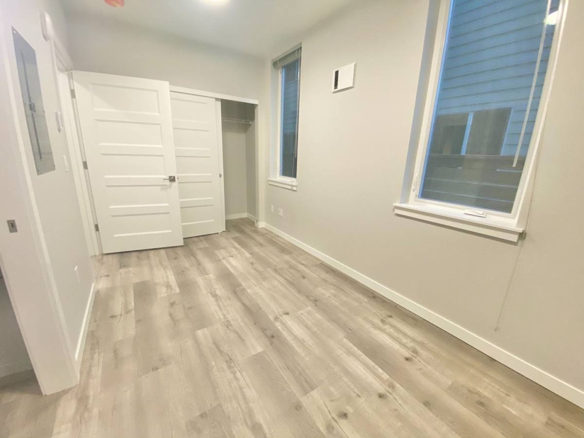 Apartment for rent at 5521 15th Ave NE, Seattle, WA 98105