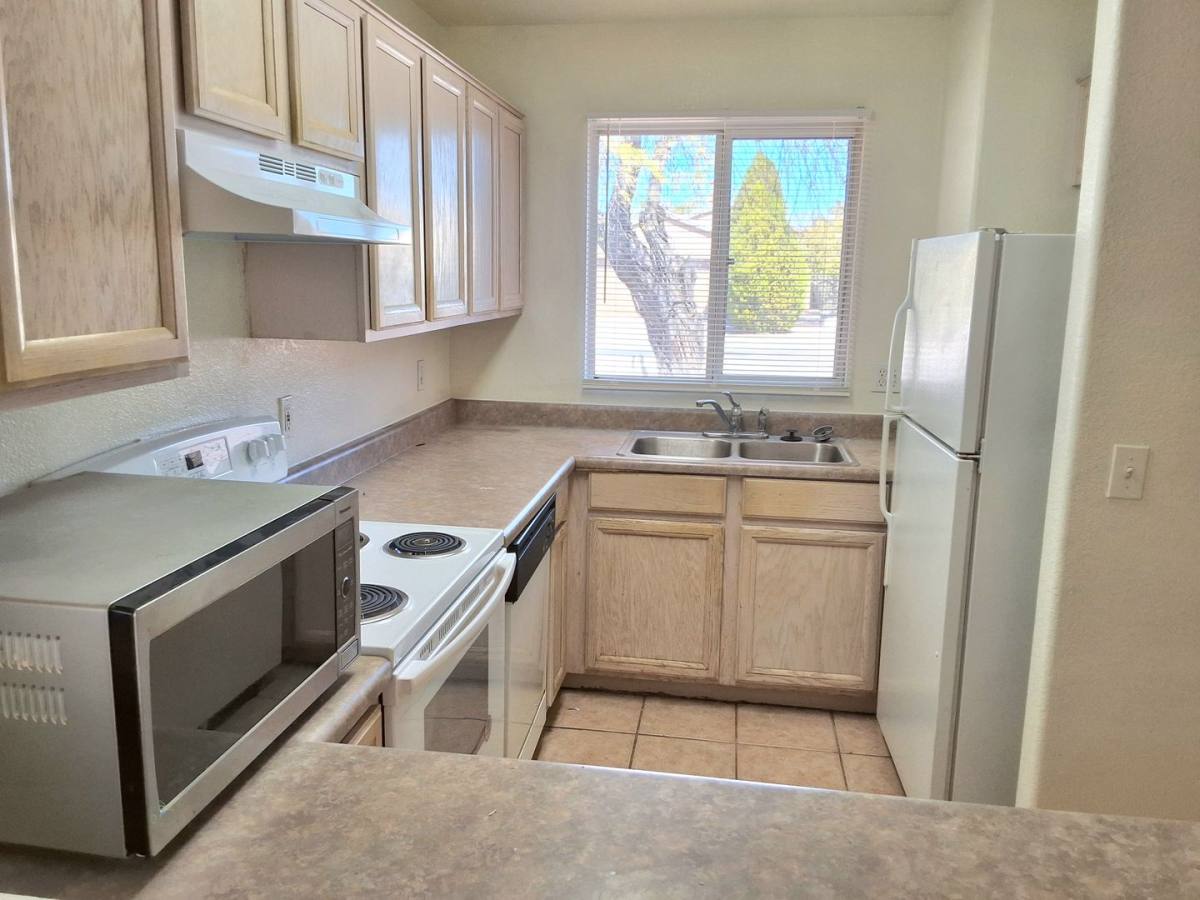House for rent at 7384 E Cross Ridge Place, Tucson, AZ 85710