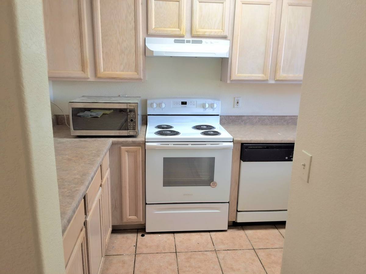 House for rent at 7384 E Cross Ridge Place, Tucson, AZ 85710