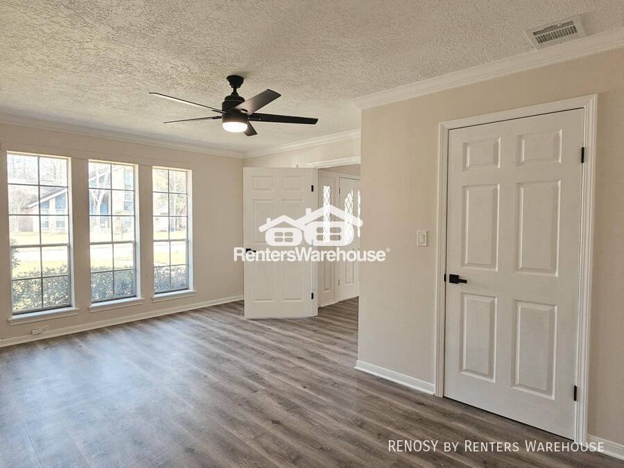 Apartment for rent at 16627 Aldenham Place, Spring, TX 77379
