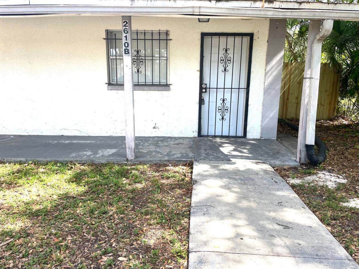 Apartment for rent at 2610 Durham St, Tampa, FL 33605