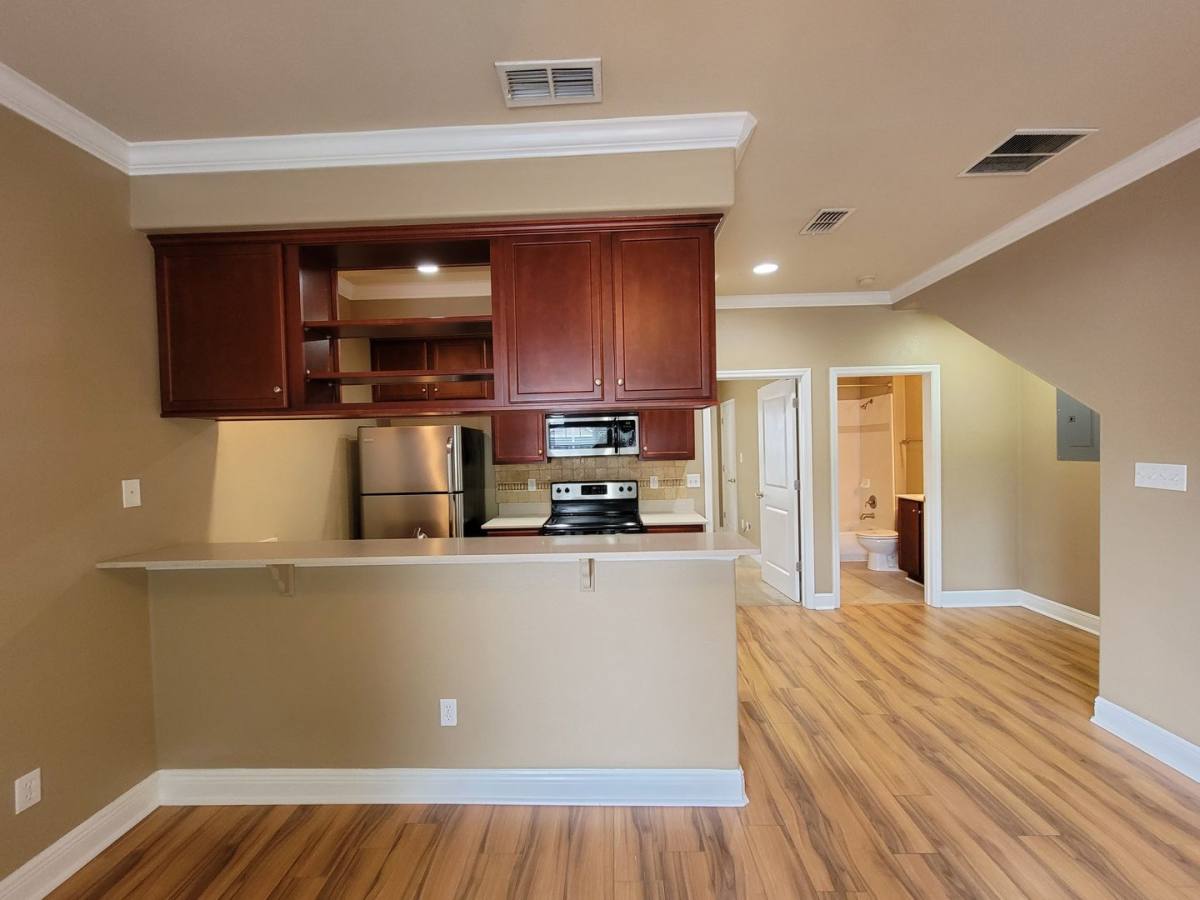 Townhouse for rent at 1918 Bloomington Ave, Tallahassee, FL 32304
