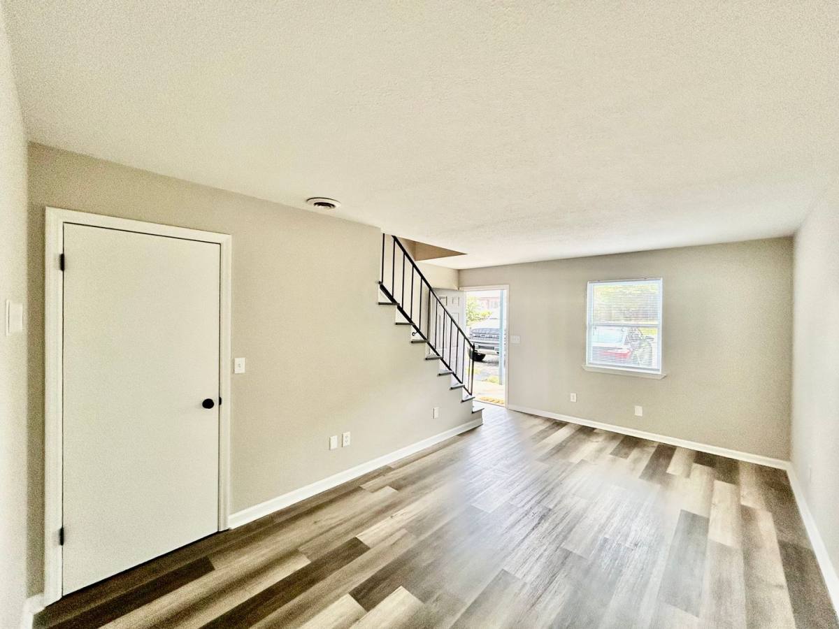 Apartment for rent at 706 Roberta Dr, Rossville, GA 30741