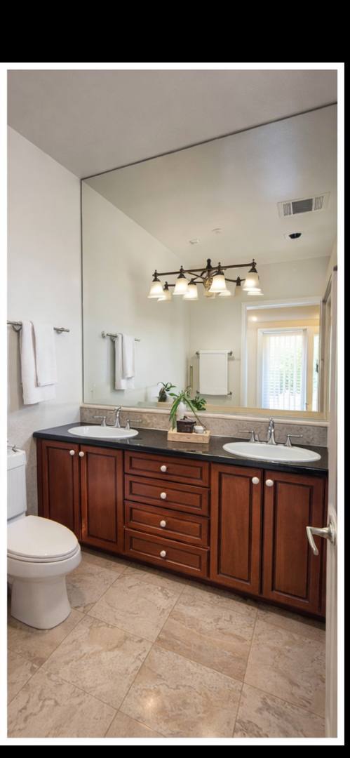 Townhouse for rent at 14764 Sylvan St, Van Nuys, CA 91411