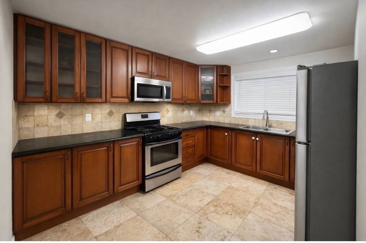 Townhouse for rent at 14764 Sylvan St, Van Nuys, CA 91411