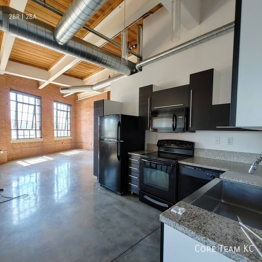 Condo for rent at 382 W 22nd St, Kansas City, MO 64108