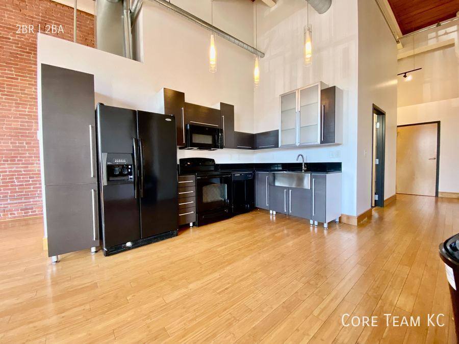 Condo for rent at 382 W 22nd St, Kansas City, MO 64108