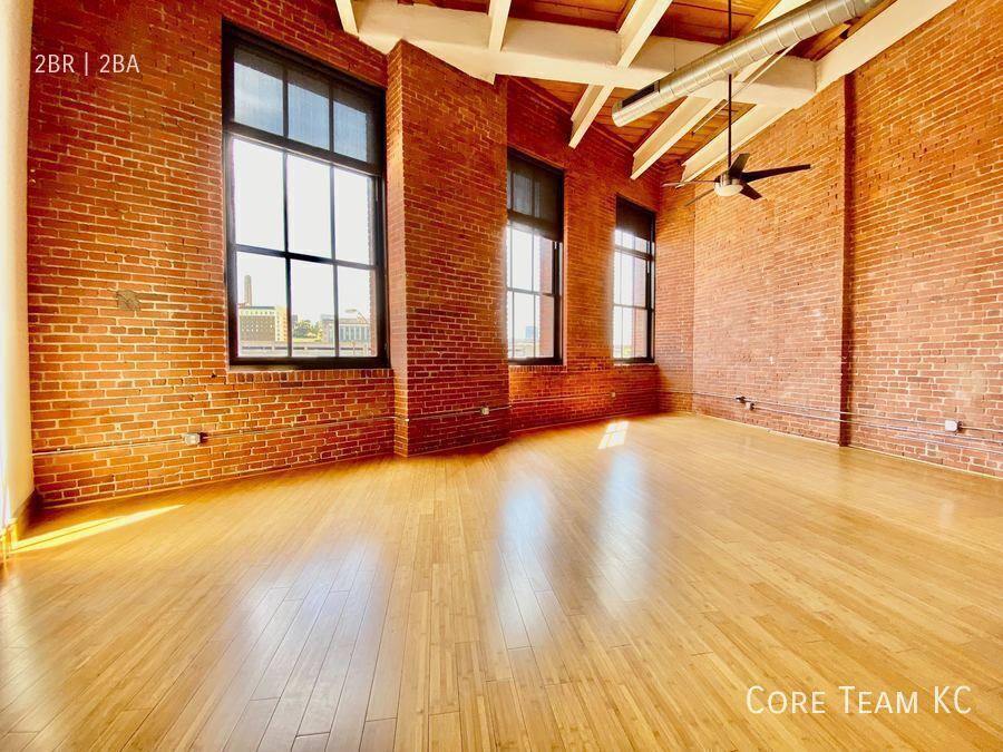 Condo for rent at 382 W 22nd St, Kansas City, MO 64108