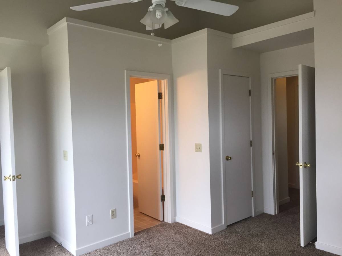 Townhouse for rent at 65-81 N Fletcher Ave, Fayetteville, AR 72701