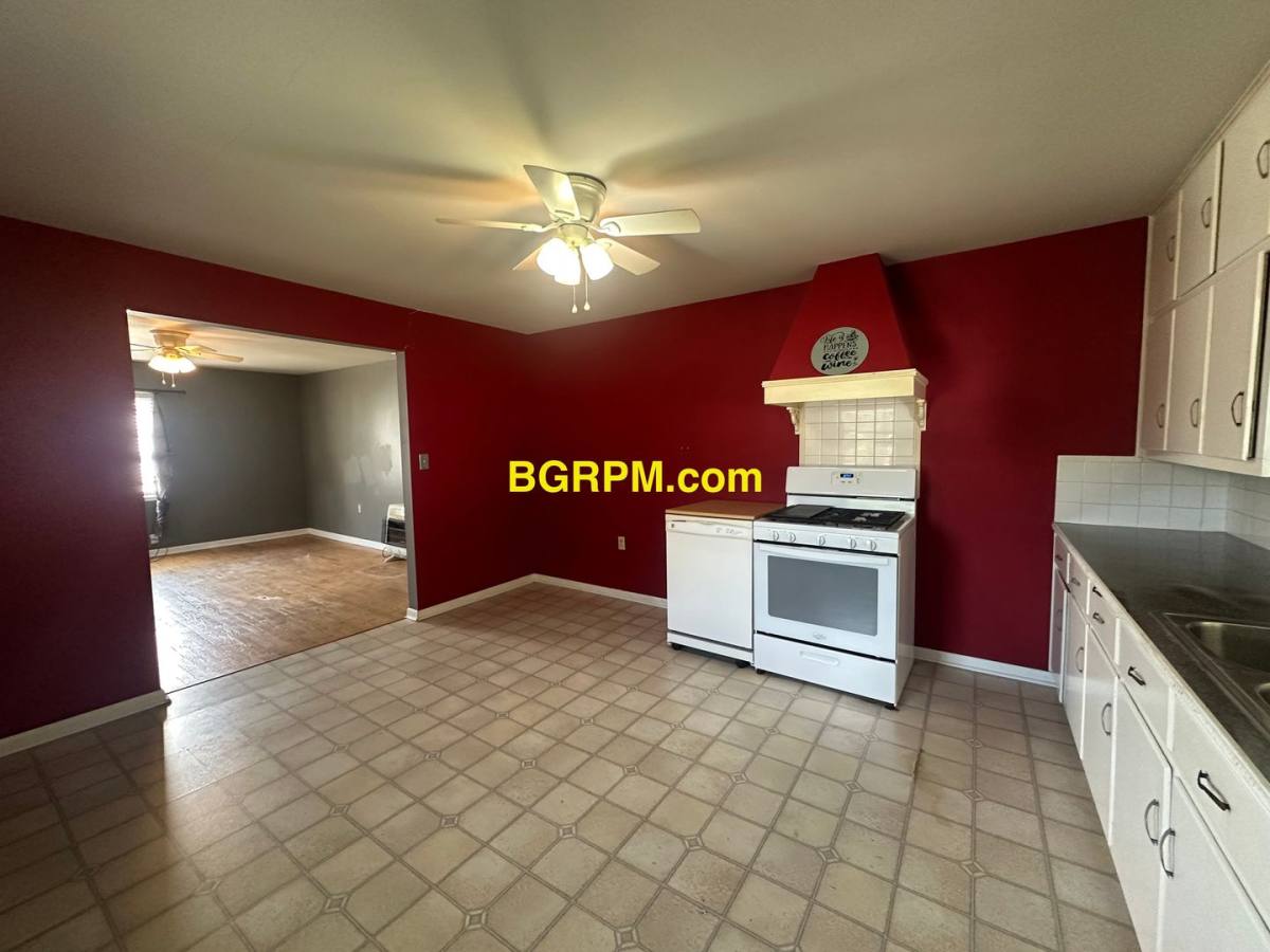House for rent at 501 N Elm St, Beebe, AR 72012